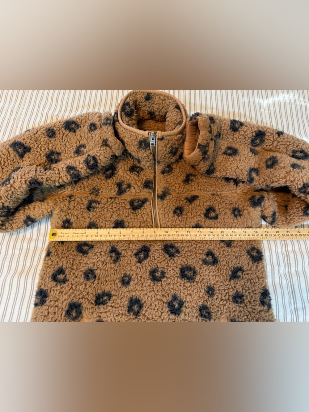 Abercrombie & Fitch Soft Leopard Print Sherpa Half Zip Pullover Jacket - Picture 6 of 12